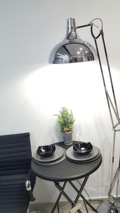 Appartement Modern Office Apartment.wifi,2a/c,luxury Fur/tures