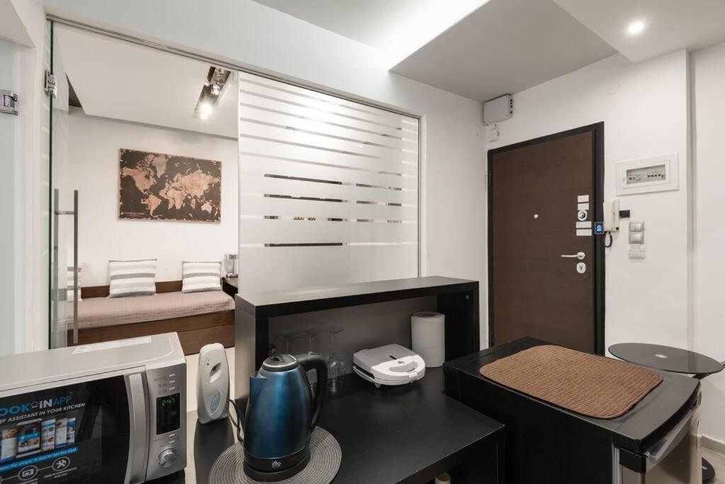 Modern Office Apartment.wifi,2a/c,luxury Fur/tures Appartement Thessaloniki