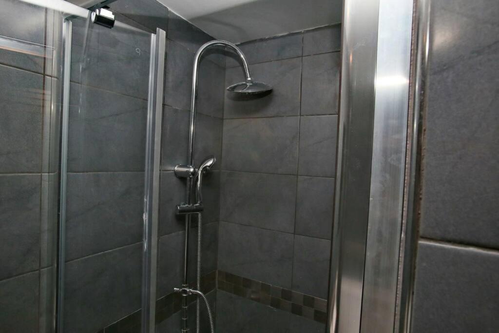 Apartment Modern Office Apartment.wifi,2a/c,luxury Fur/tures Thessaloniki