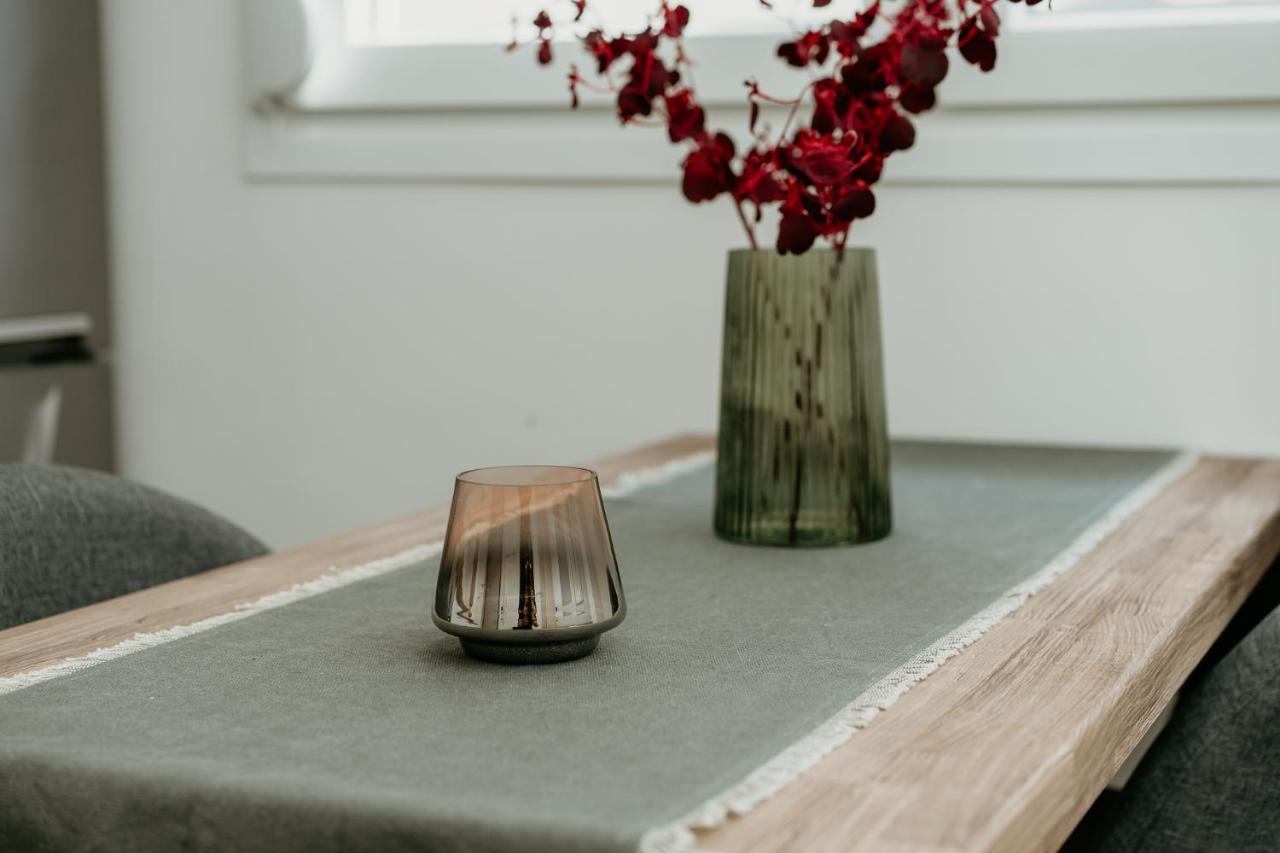Urban Elegance In Selanik