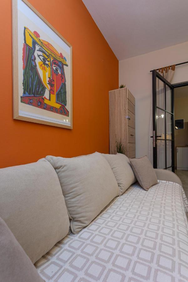 3c's Thess :central, Cosy & Convenient