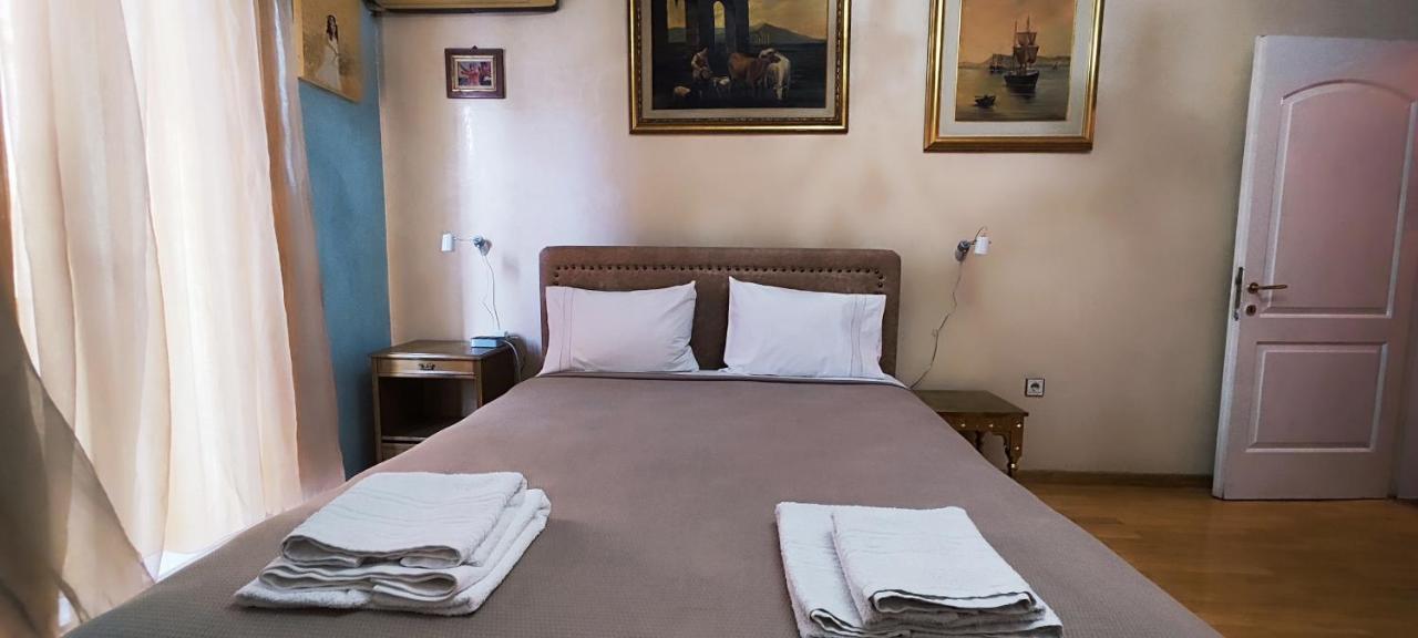 Aurea Residenza Mitropoleos Apartment