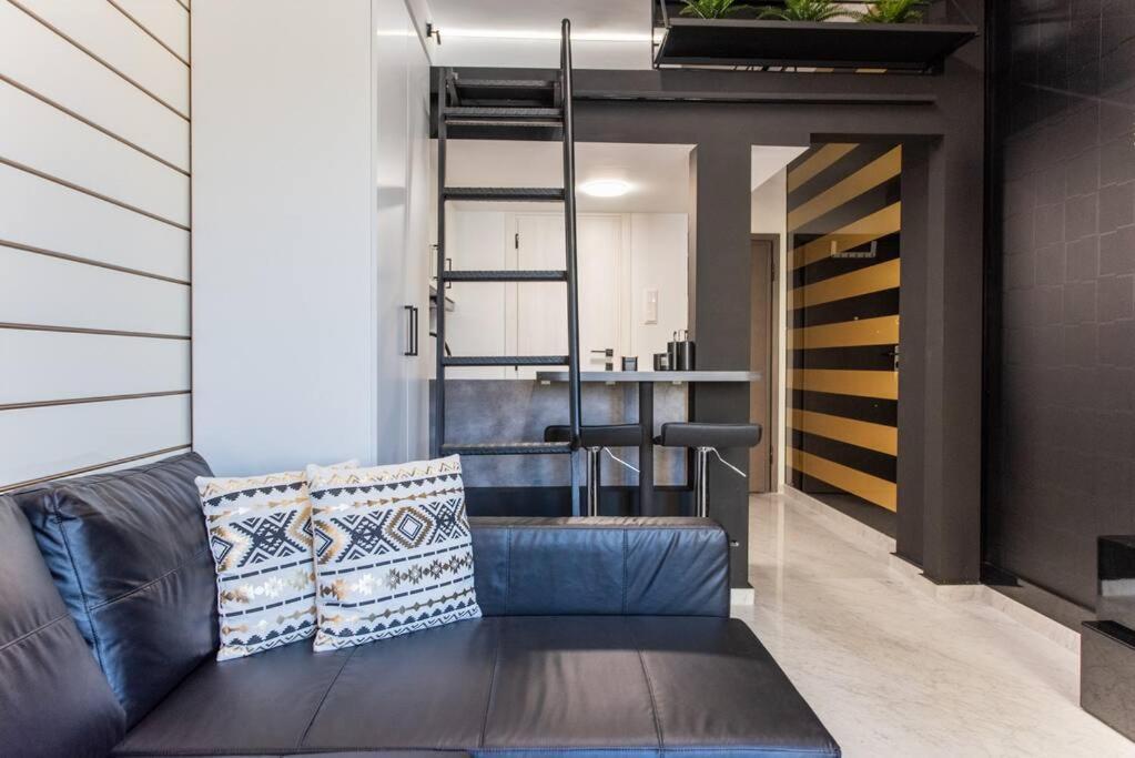 Lotus_aristotelous_loft *