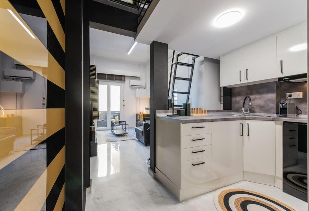 Lotus_aristotelous_loft *