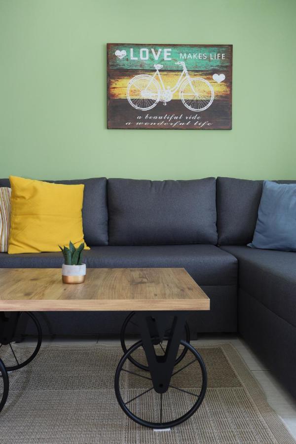 Ladadika Terraza #1 Appartement *