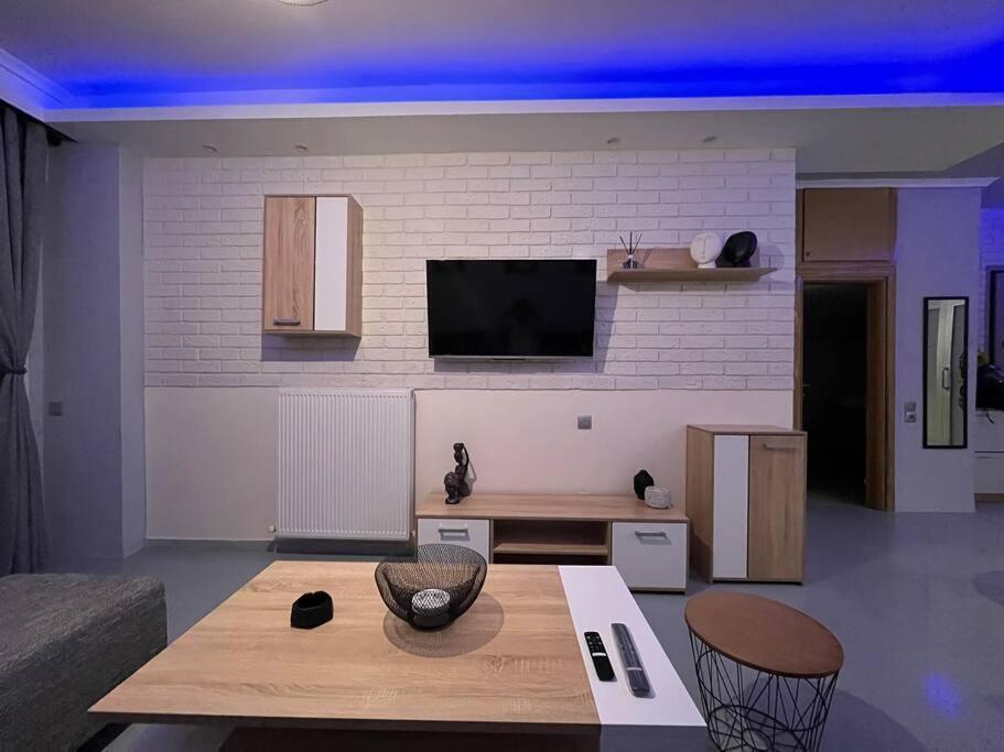 Vip Apt. Pezodromos Kalamarias Apartamento *