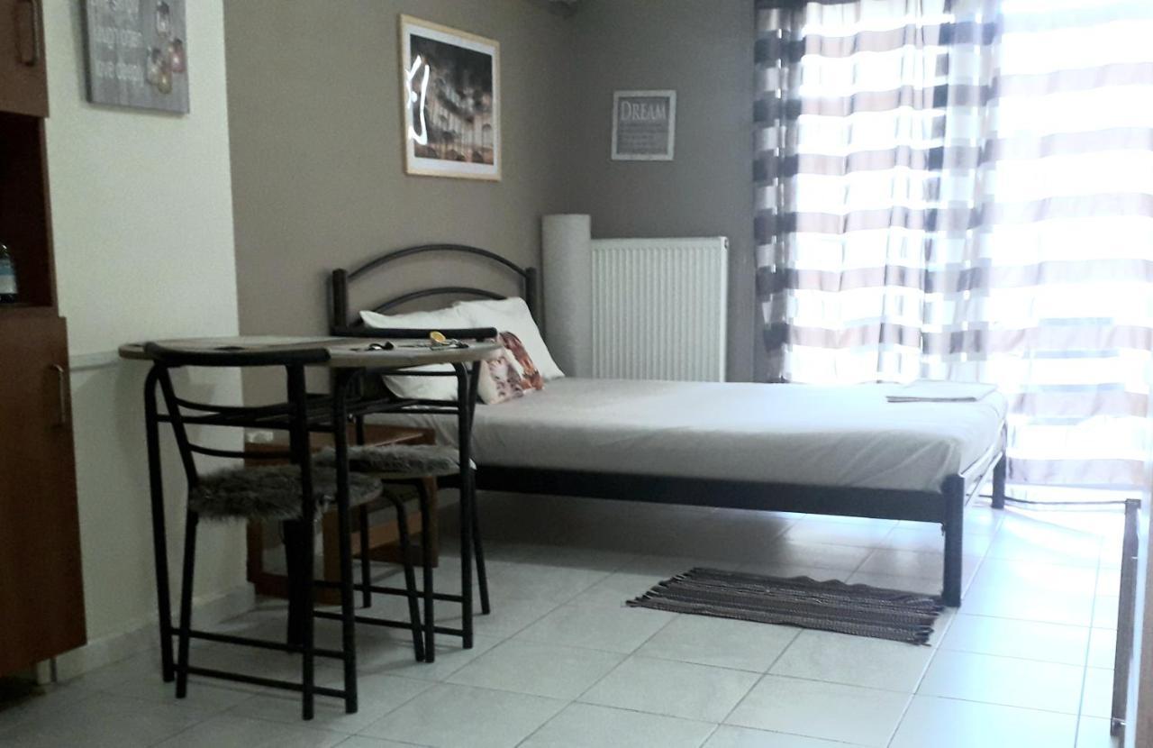 Apartment Central Bright Studio With Balkony Thessaloniki