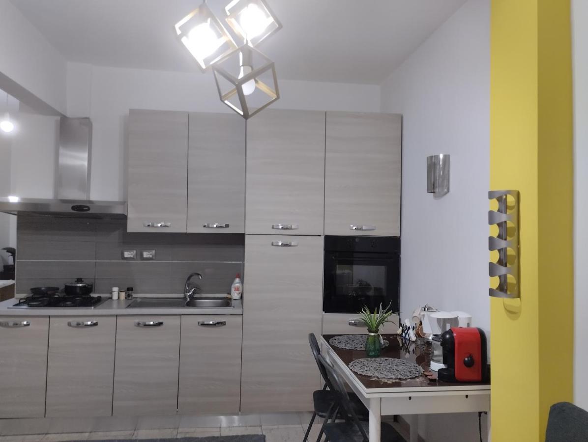 Apartment Lovley Near Train Station Thessaloniki