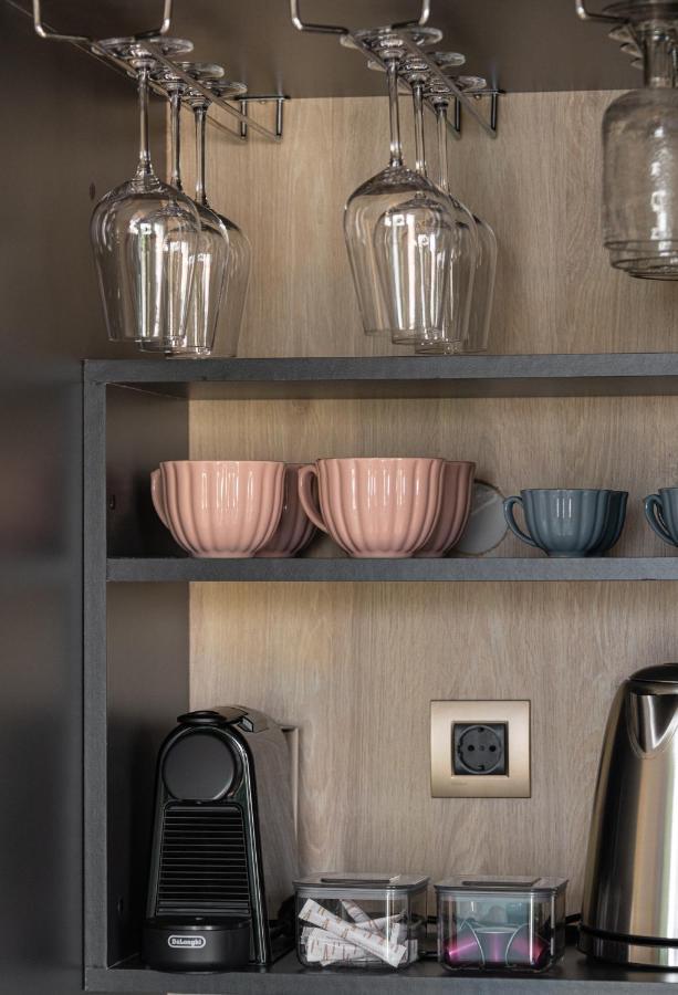 The Koi Apartment, #feelslikehome Apartment