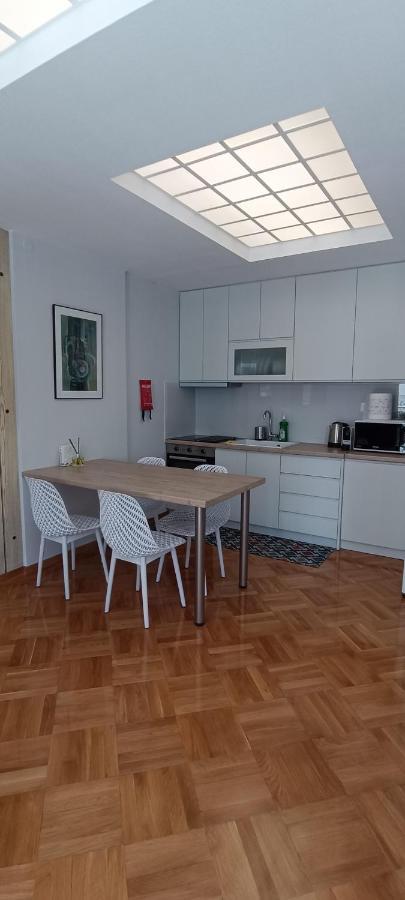Artemis Plaza Apartment *
