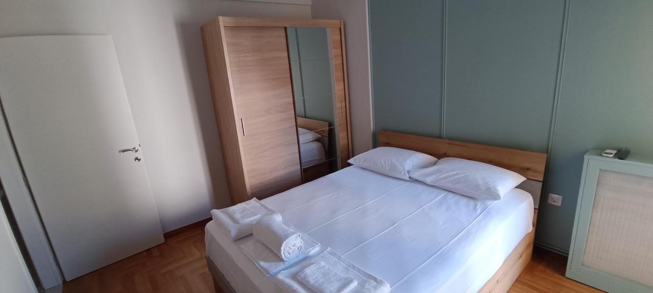 Artemis Plaza Apartment *