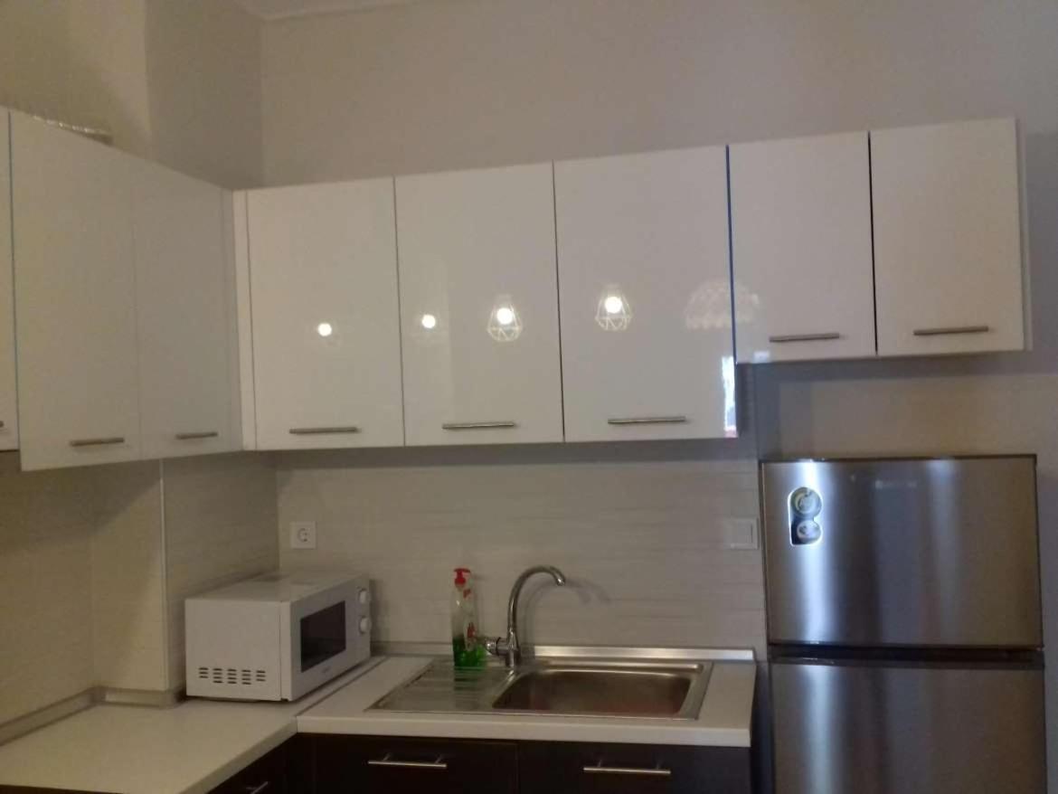 Center No 2 Apartment *