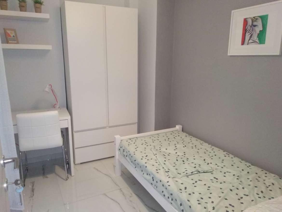 Center No 2 Apartment