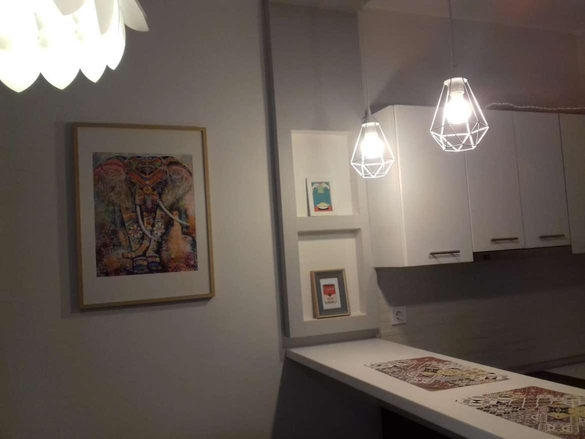 Center No 2 Apartment *