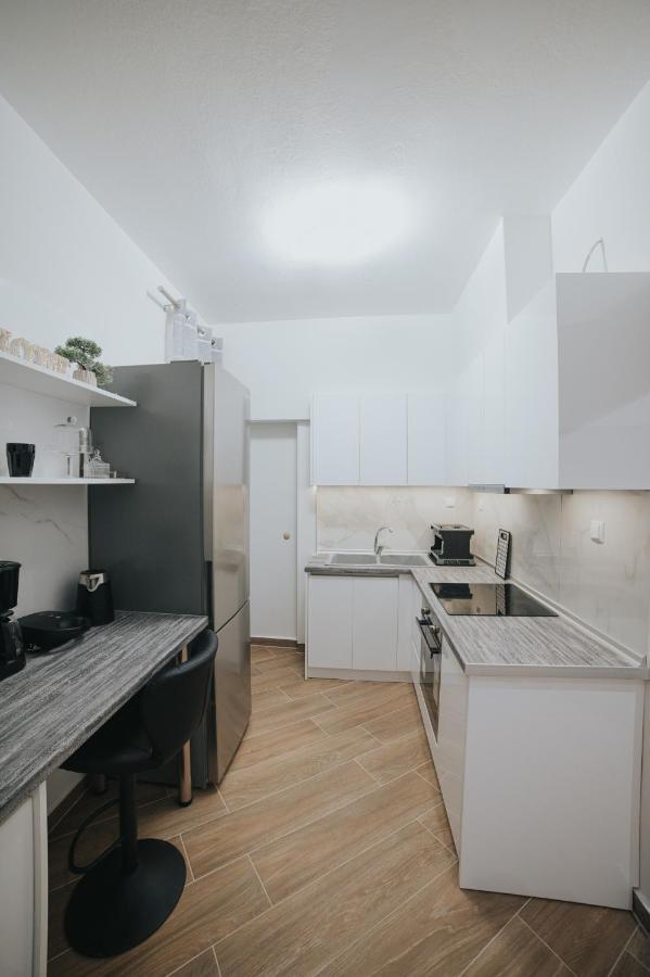 Comfy And Stylish Apartment Thessaloniki