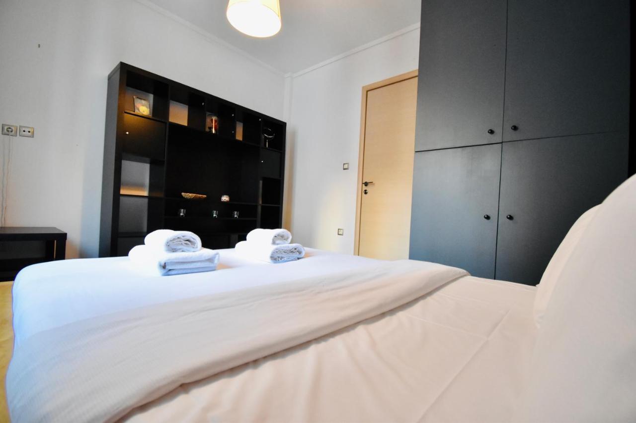 Aristoteles Square Apartment