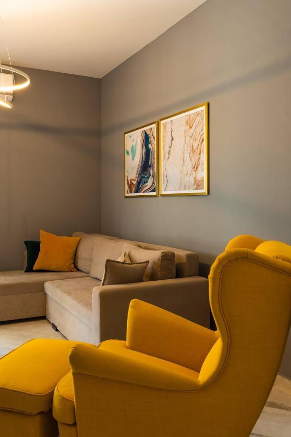 Cozy Modern Inside The Center * Thessaloniki