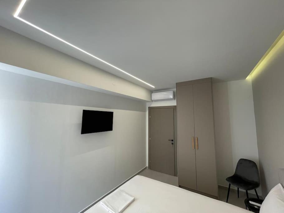 Ladadika Luxury #4 *
