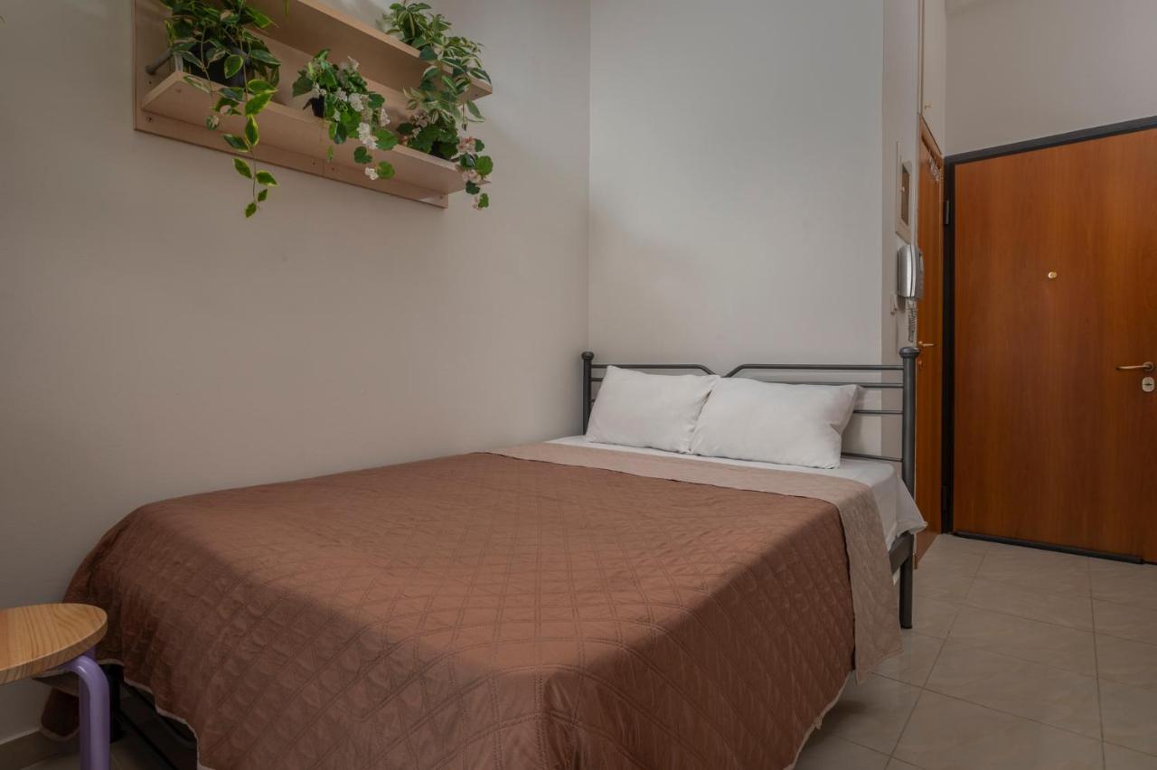 Kosmos Service Beautiful 1 With Additional Cost Parking Apartment Thessaloniki