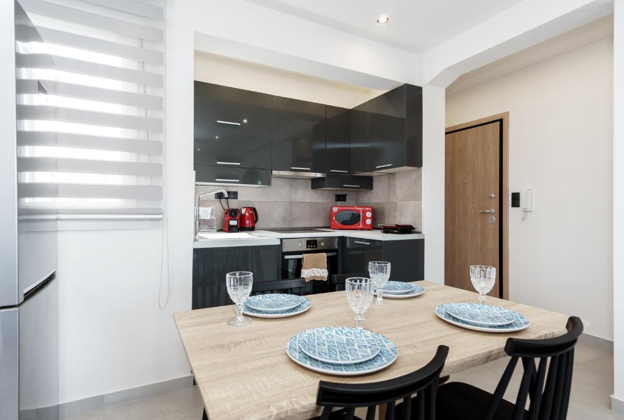 C.9 Ivy City_center Apartment *