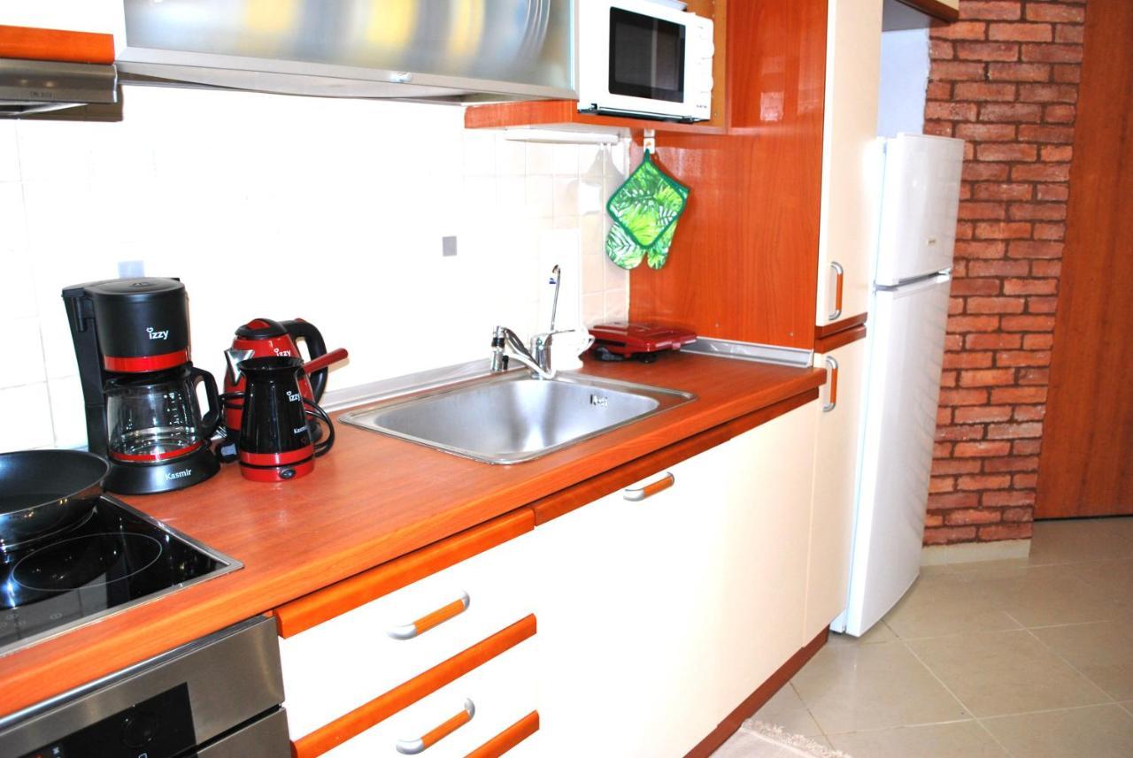 Penny's Luxury * Selanik