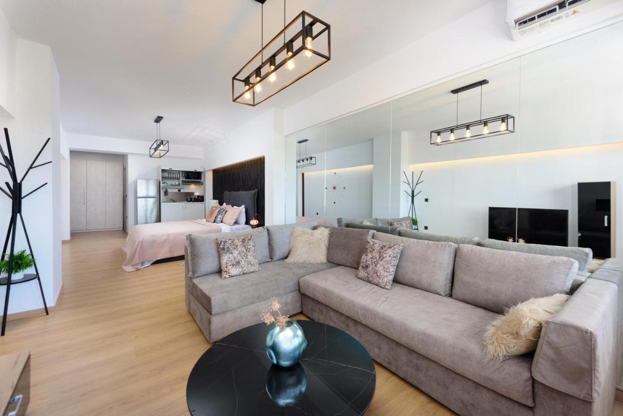 Limani's Sea View Apartment *