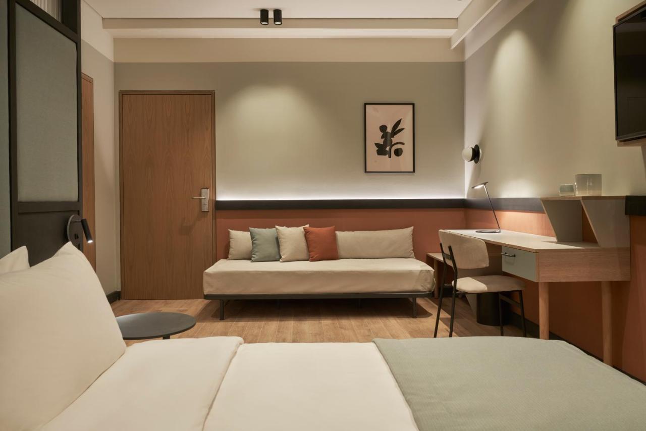 Thirtynine Urban Apartment