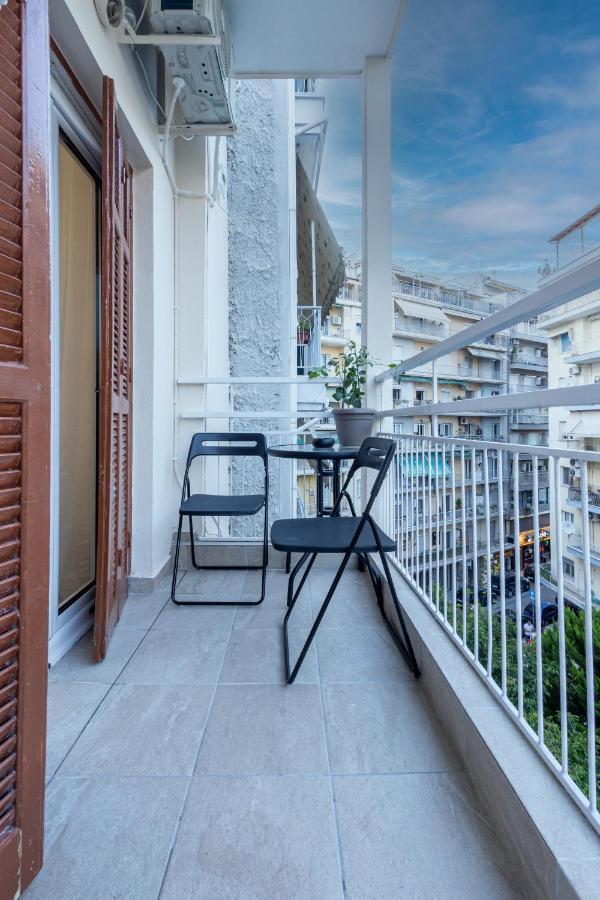 Luxury Downtown E1 *