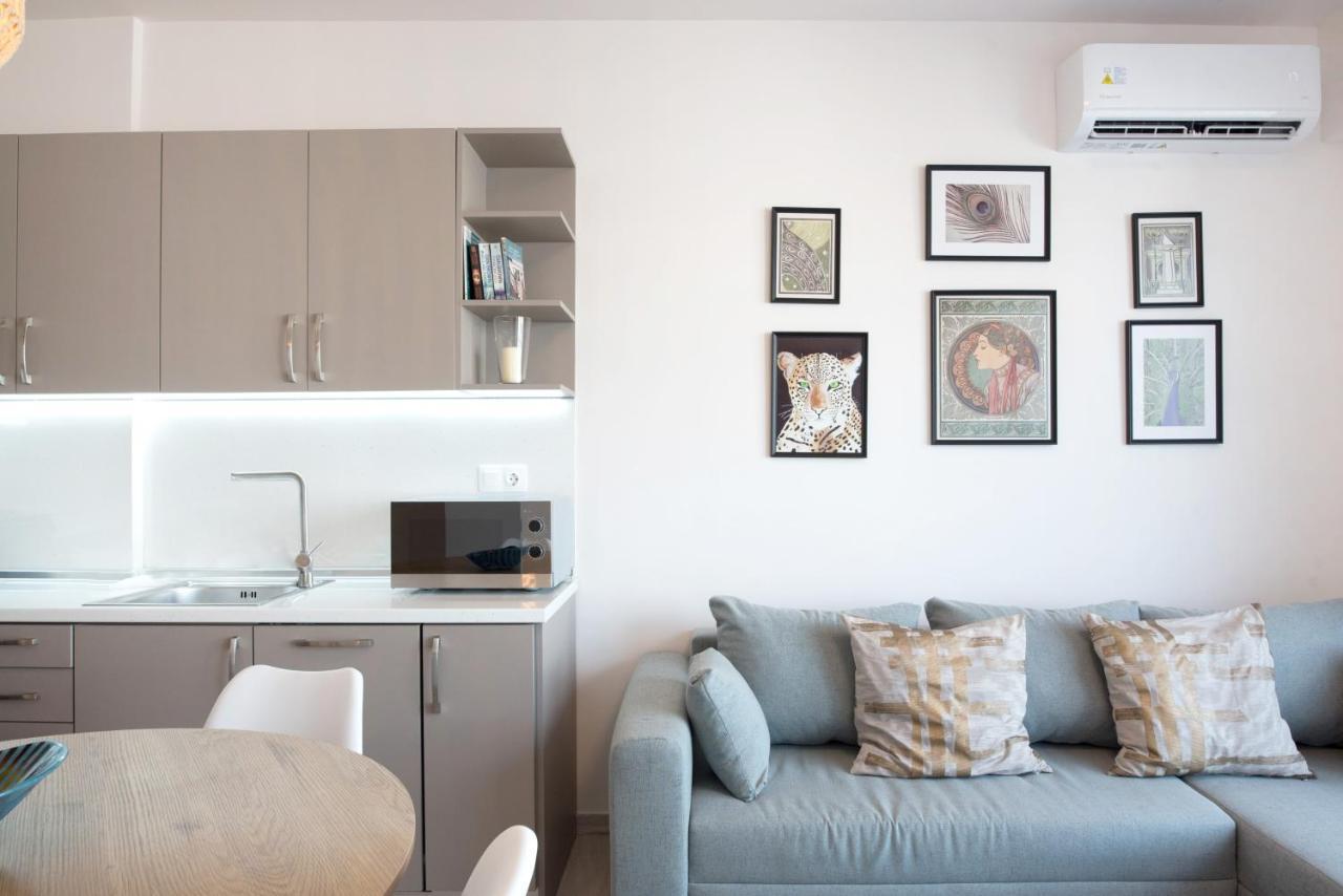 Daphne By Halu! : Downtown Family Penthouse *