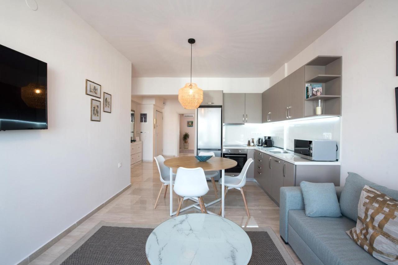 Daphne By Halu! : Downtown Family Penthouse * Thessaloniki