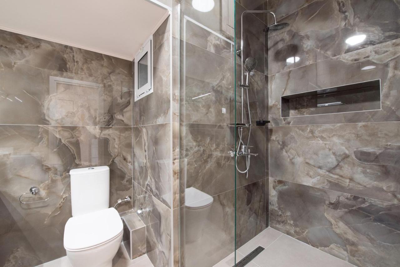Daphne By Halu! : Downtown Family Penthouse Apartment