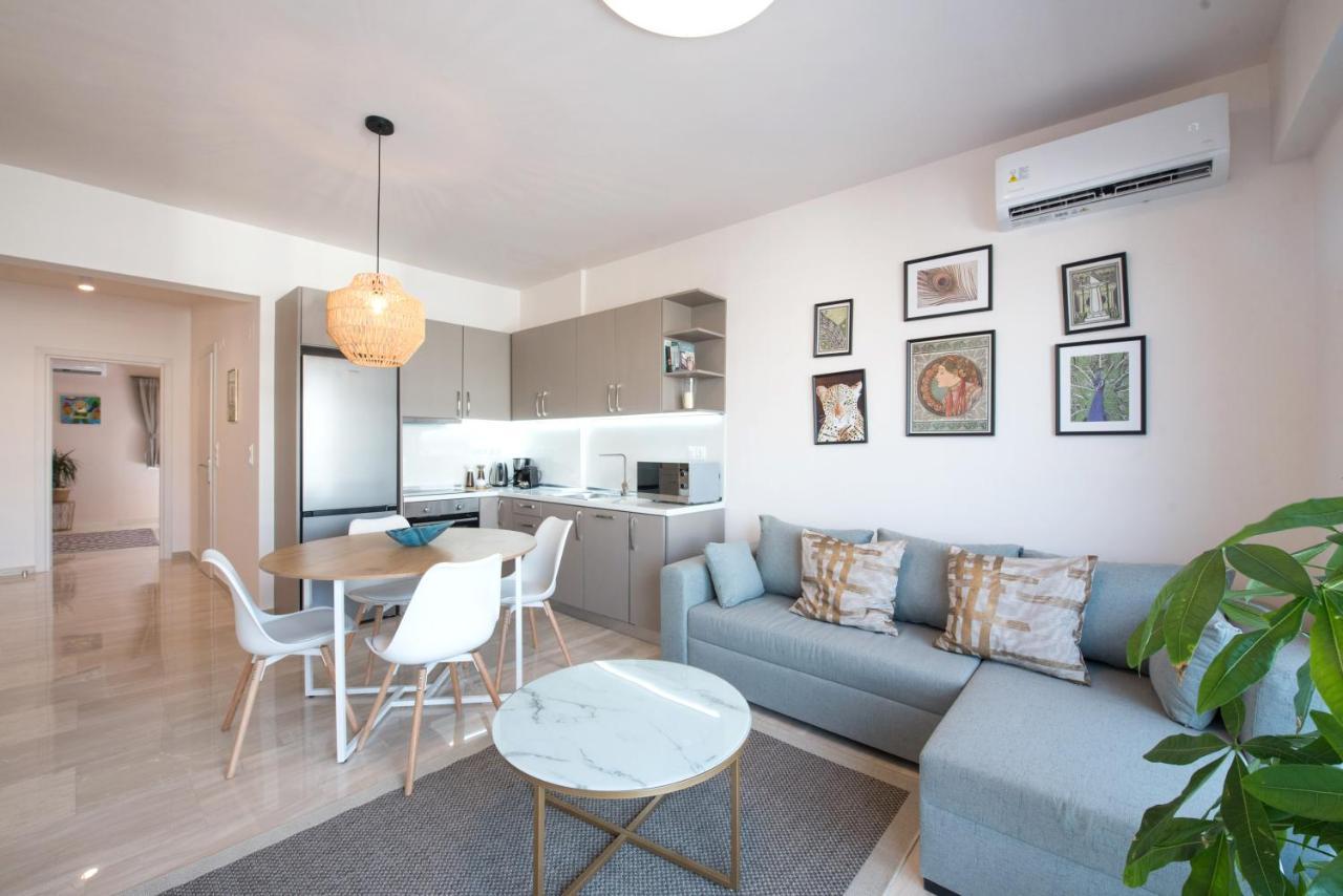 Daphne By Halu! : Downtown Family Penthouse Apartment Thessaloniki