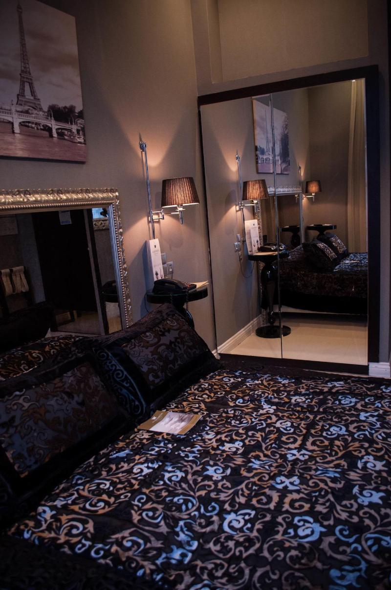 Hotel Andromeda 4*
