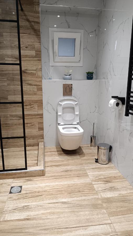 Comfort Corner 75m2 100mbs Căn hộ