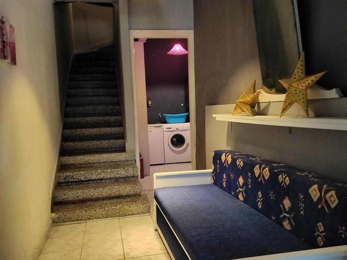 Diva - Free Parking - Explore Center By Foot - Close To Helexpo, & Hospital Appartement