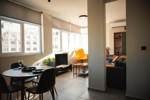 Central Old Town- Ladadika Apartamento