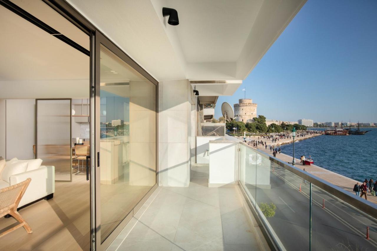 Căn hộ F & B Collection - Luxury Seafront 2 Bedroom *