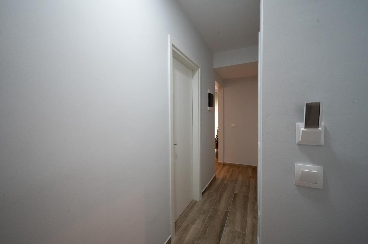 Apartment Skg