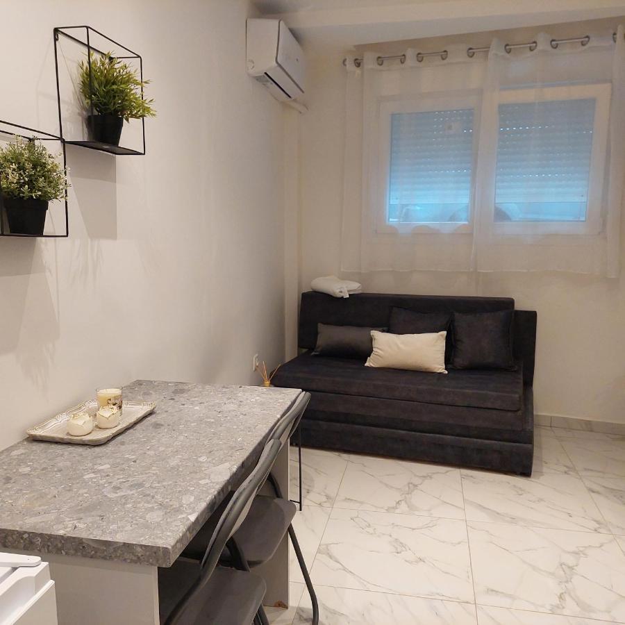 Budget To The Center 1 Thessaloniki