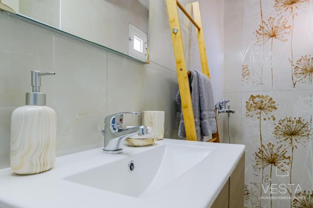 Apartment Fiorentino 2-bdrm Apartment, Vesta Philoxenia *