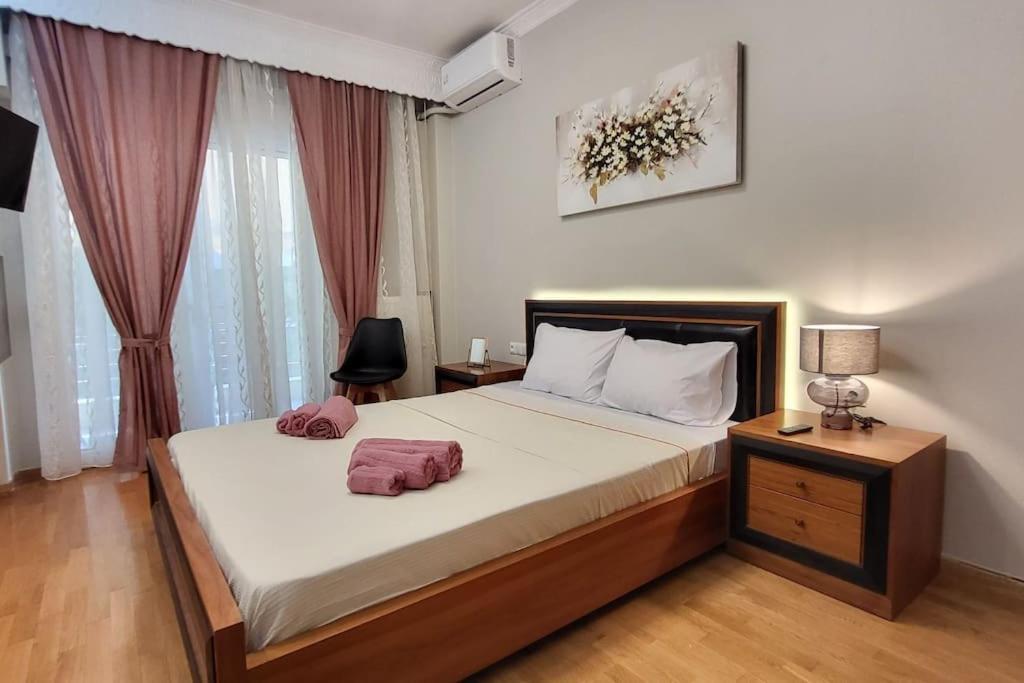 Travellerspot_ii Cozy 2br Apt Thessaloniki