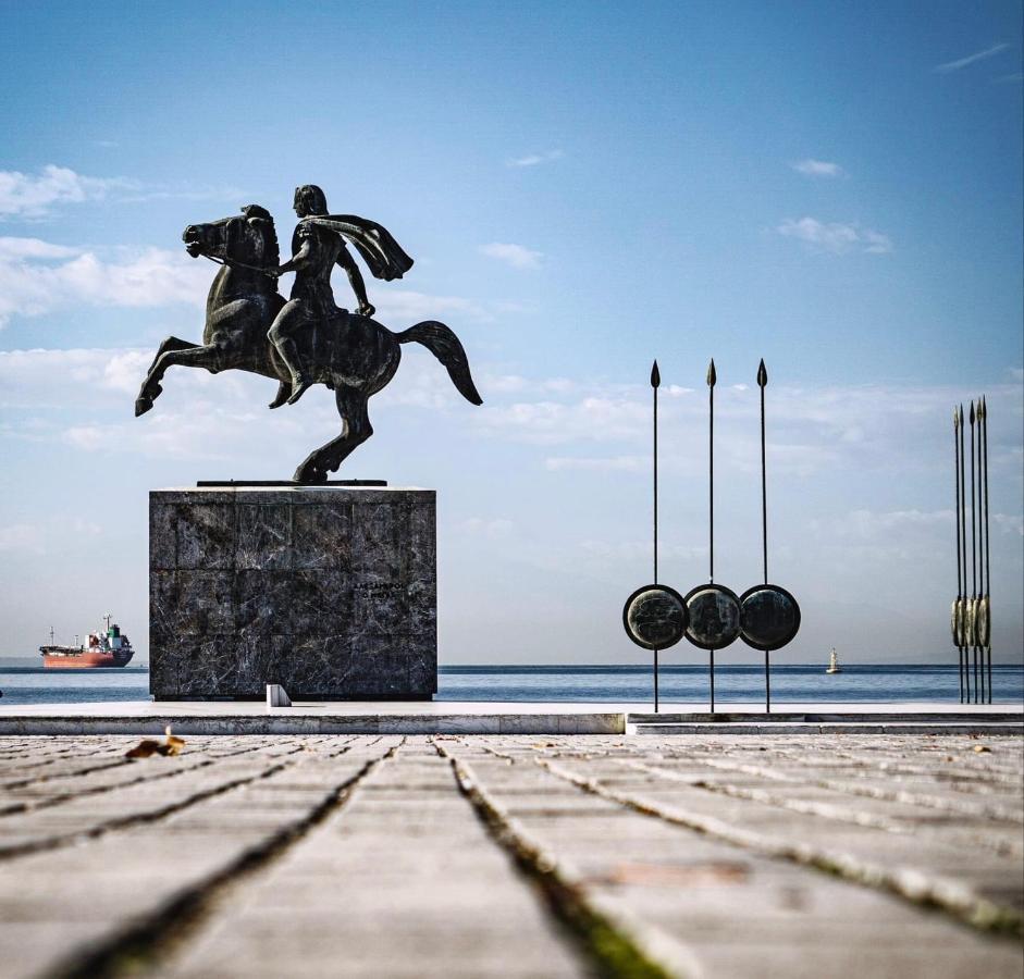 55 Egnatia * Thessaloniki