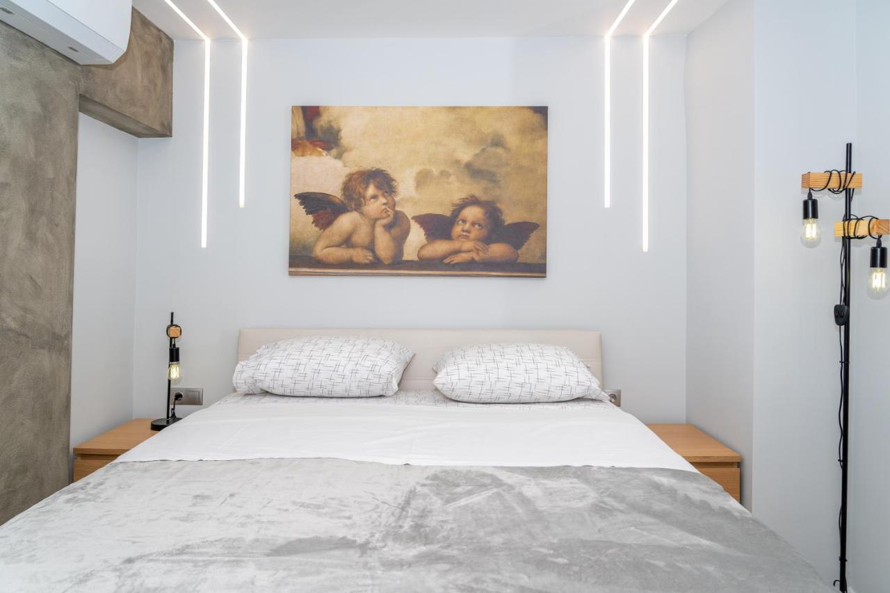 Angels Free Private Parking Apartment *