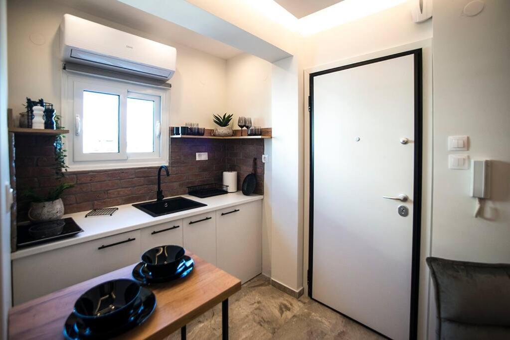 Wanderer, Nilie Hospitality Mgmt Daire Selanik