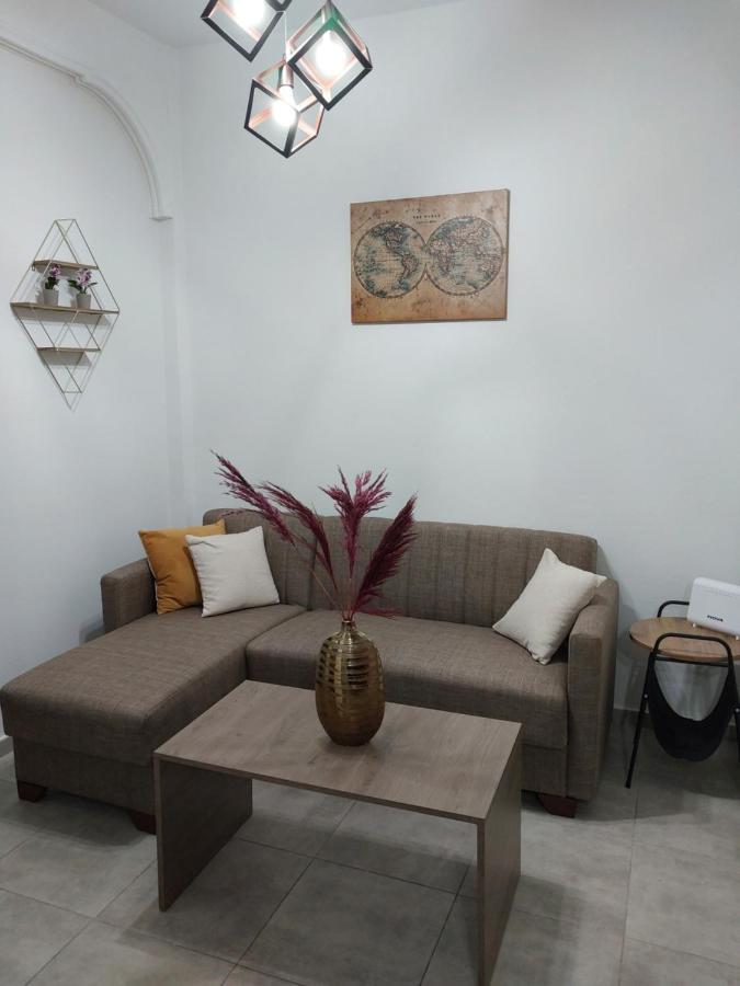 Anibo And Zero Point 52 * Thessaloniki