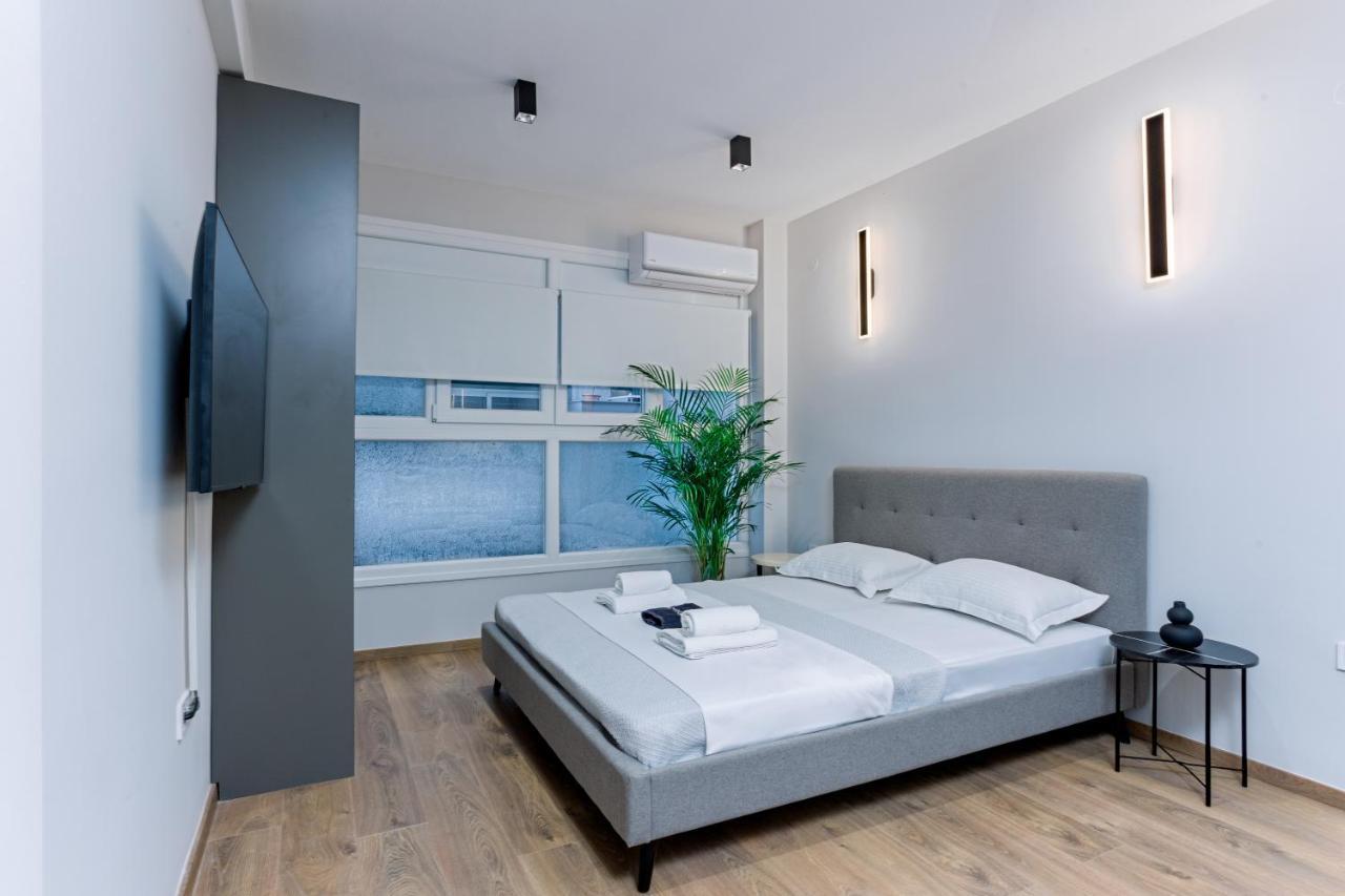 Luxury Downtown α1 Apartment
