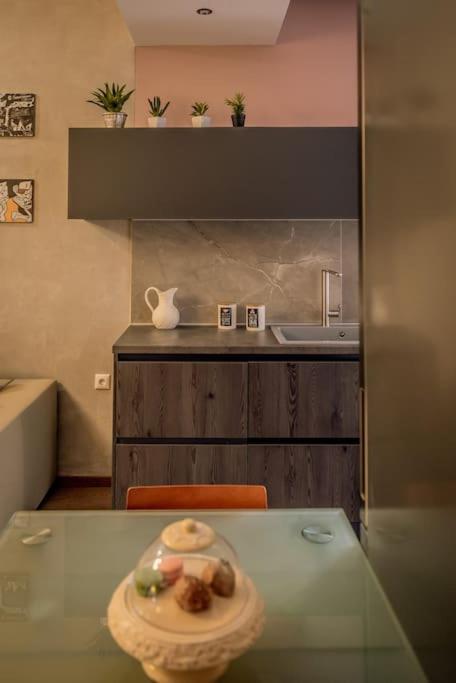 Eva's Glamorous Apartment Thessaloniki