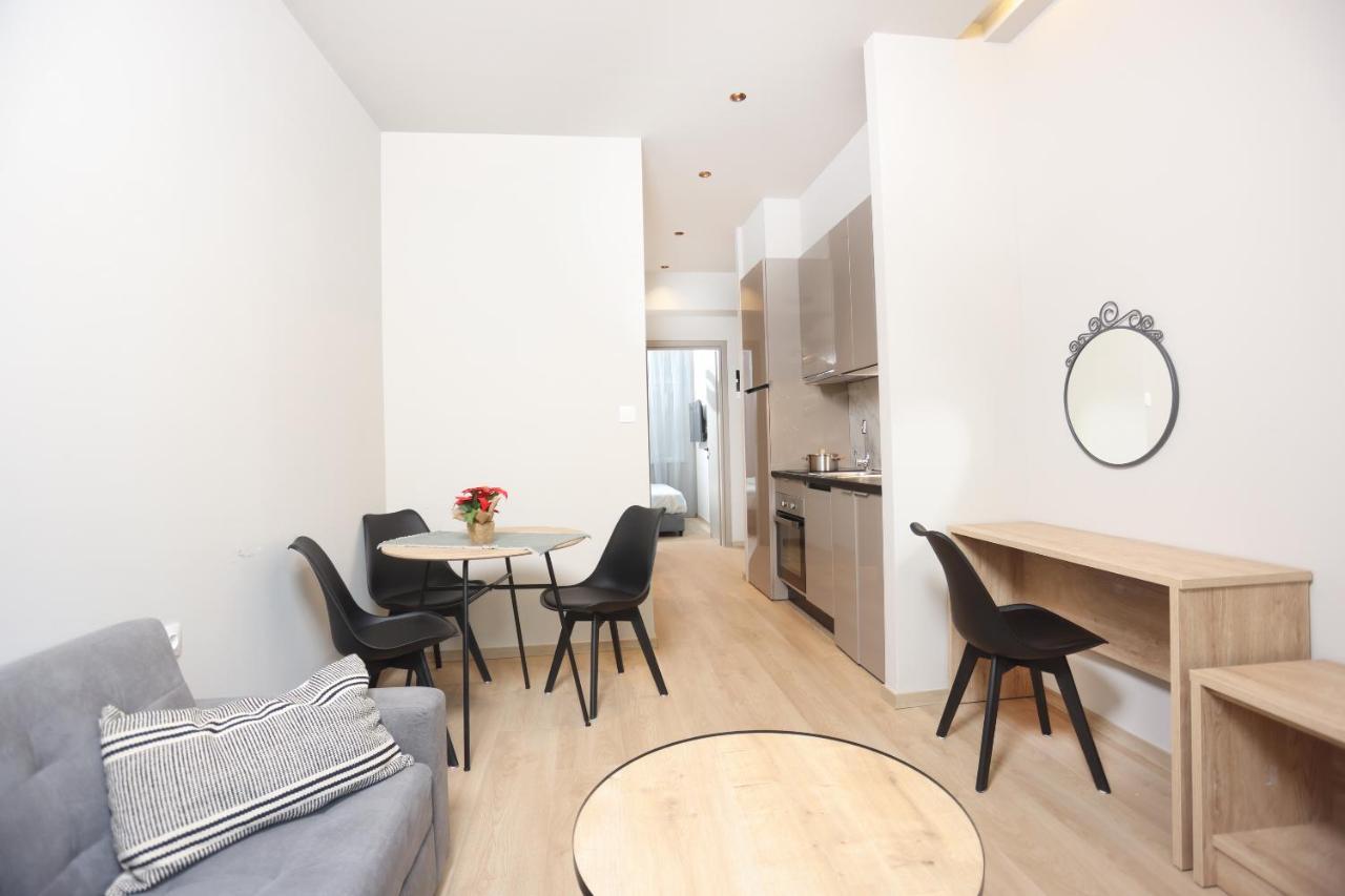 Zenou 24 Downtown Apartment *