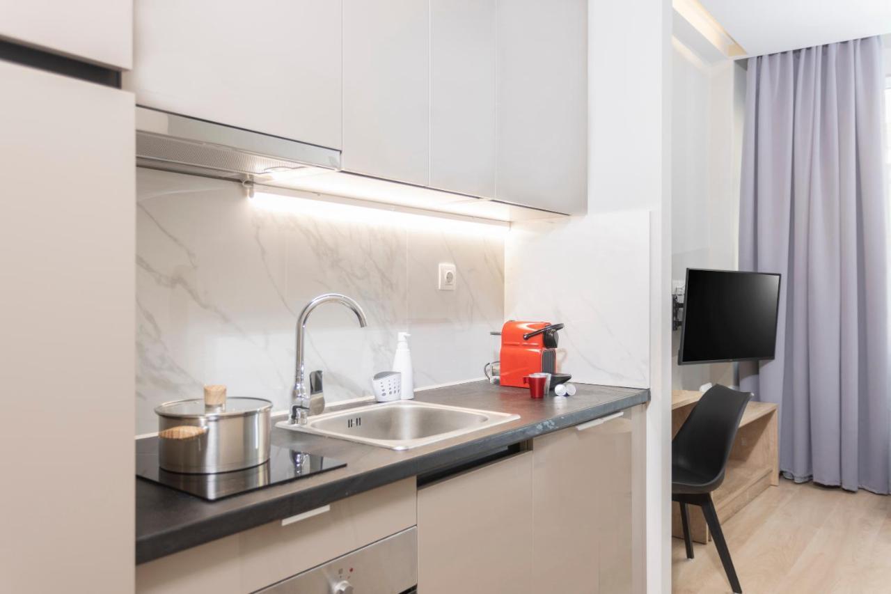Zenou 24 Downtown *