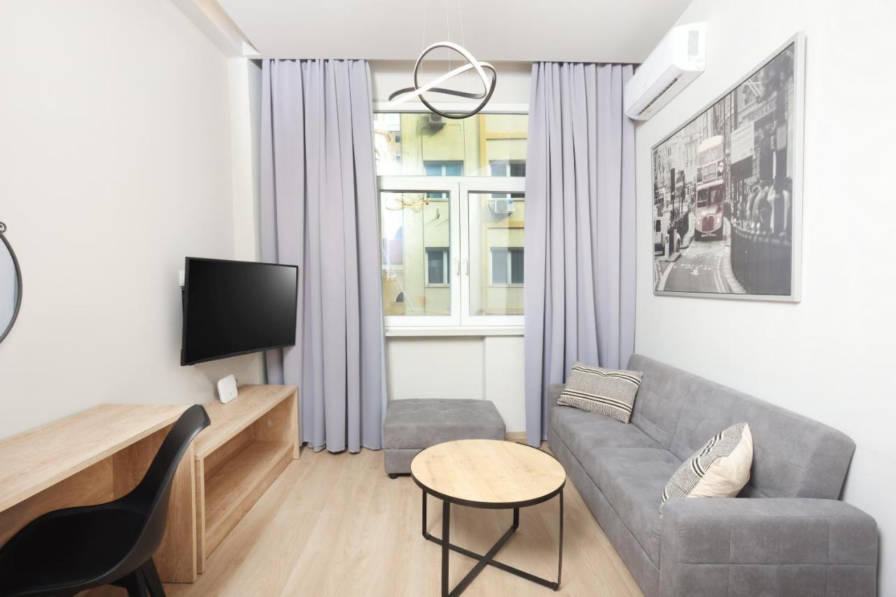Zenou 24 Downtown * Thessaloniki